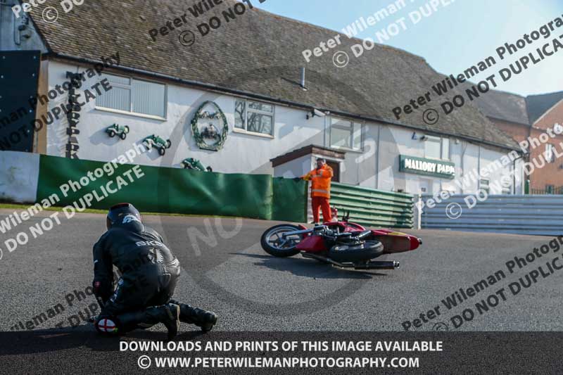 PJM Wedding Photography;enduro digital images;event digital images;eventdigitalimages;mallory park;mallory park photographs;mallory park trackday;mallory park trackday photographs;no limits trackdays;peter wileman photography;racing digital images;trackday digital images;trackday photos